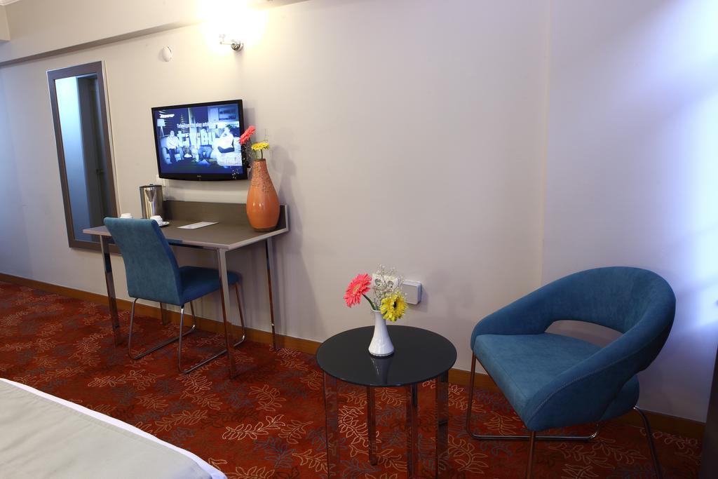 Arma Hotel Manisa Habitación foto